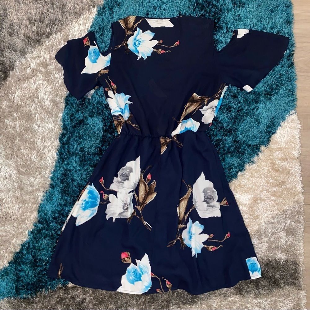 Charlotte Russe | Navy Floral Cold Shoulder Mini Dress | Small - Picture 5 of 5